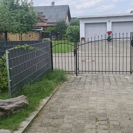 Sehr Schone, Ruhig Gelegene Ferienwohnung !!ab 3 Tage!! In Der Nahe Des Thyssenkrupp Testturm Zu Vermieten * Dietingen