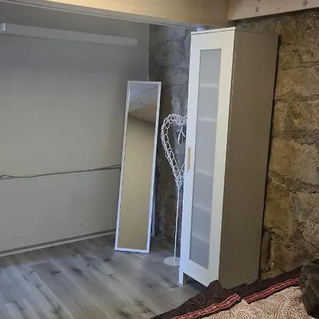 아파트 Sehr Schone, Ruhig Gelegene Ferienwohnung !!ab 3 Tage!! In Der Nahe Des Thyssenkrupp Testturm Zu Vermieten *
